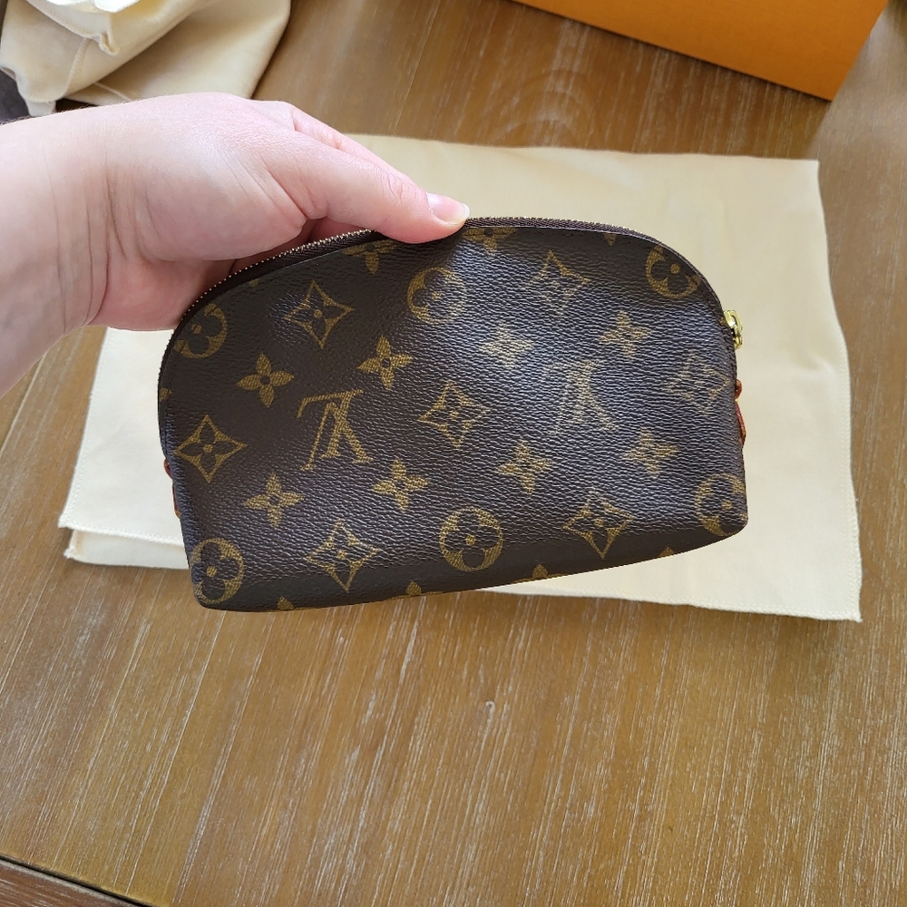 Louis vuitton makeup case - Picture 5 of 10